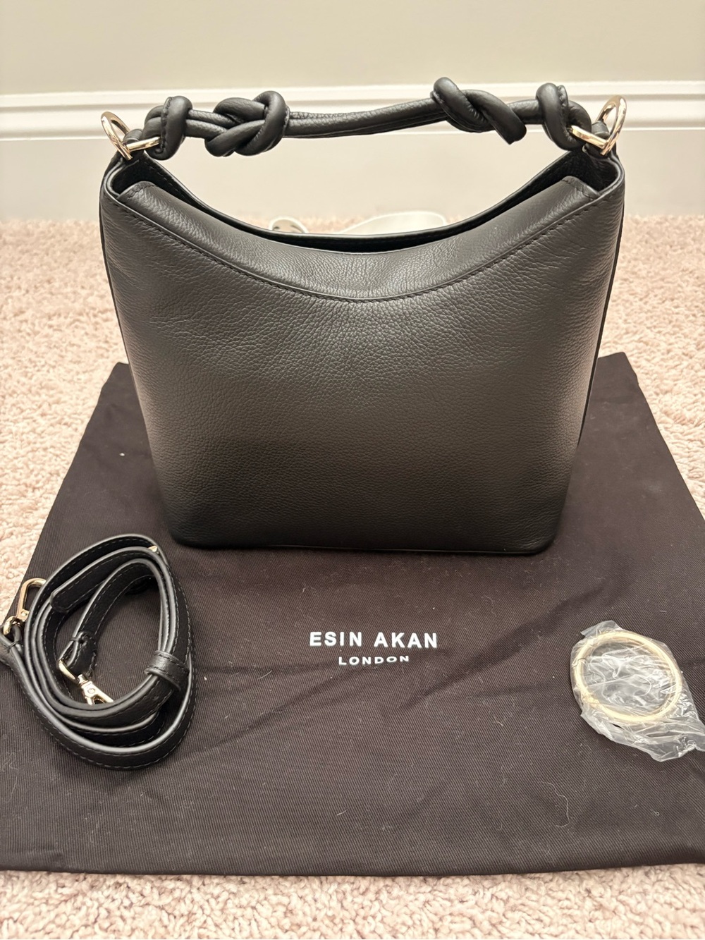 Midi Chelsea Black Leather Knotted-Handle Crossbody Bag